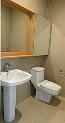 Ford Avenue (D10), Semi-Detached #501498091